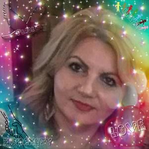 Meet your Posher, Nina